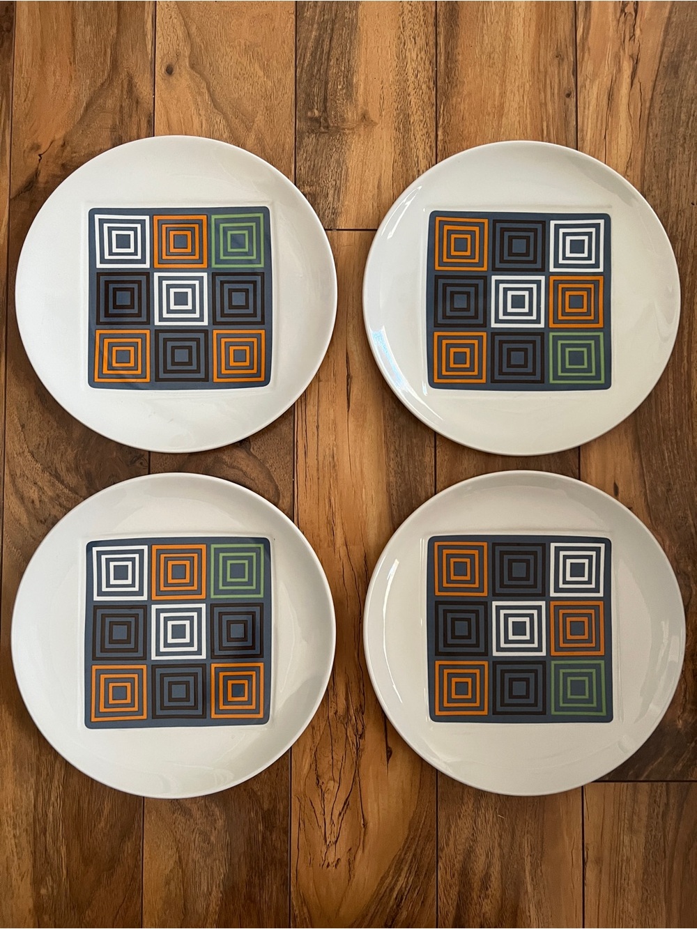 Johnson Brothers Snowhite Piazza Ironstone Dinner Plates